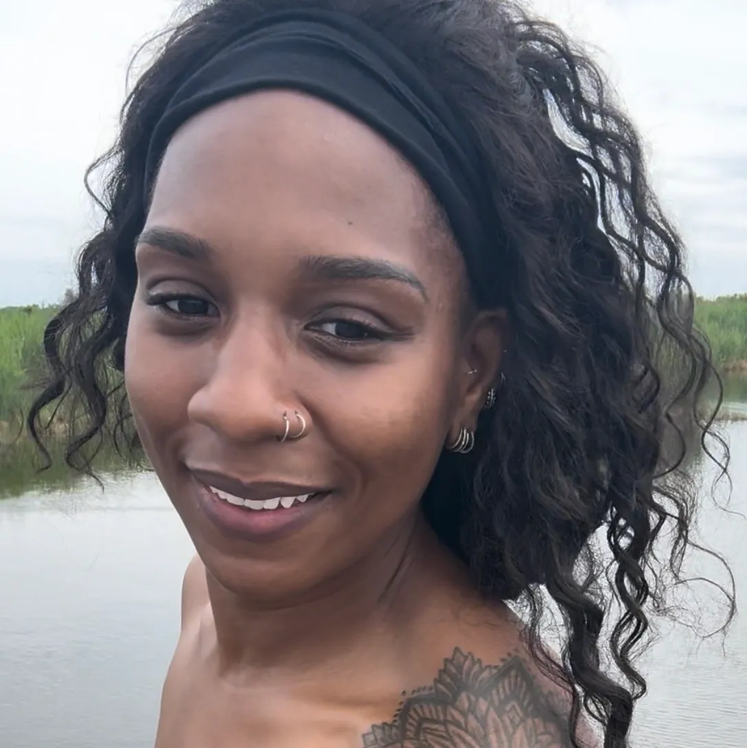 Yewande, Muse coach