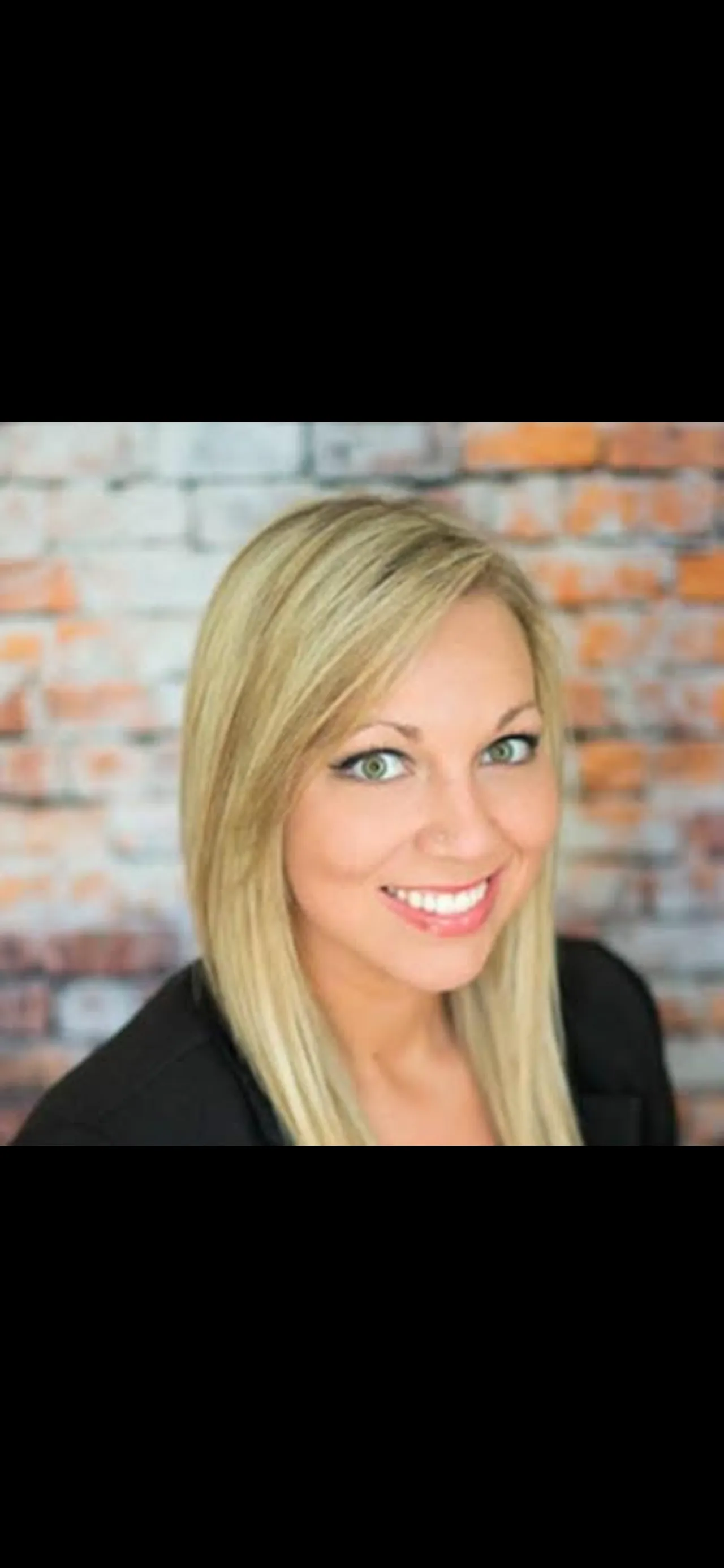 Tia, Muse coach