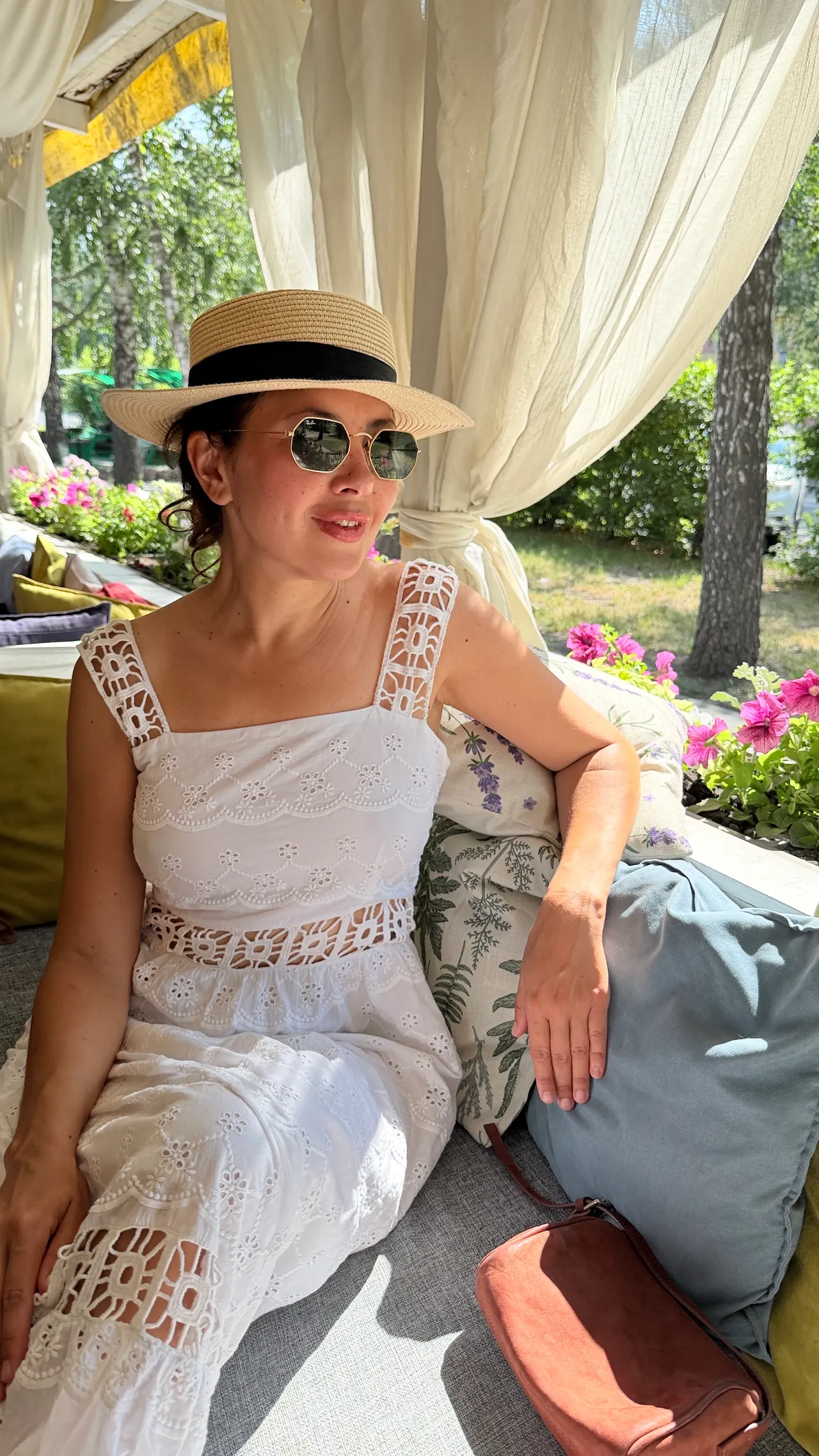 Anna, Muse coach